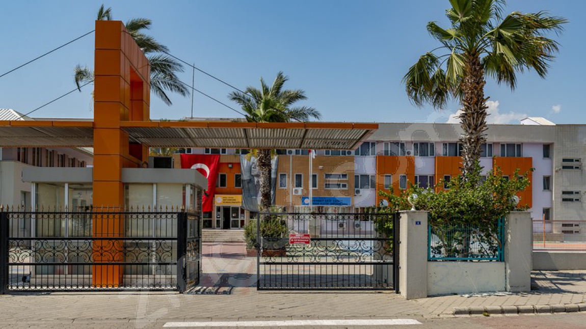 Şehit Sümer Deniz Kız Anadolu İmam Hatip Lisesi Fotoğrafı